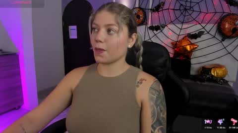 Alaia online show from October 18, 1:48 pm