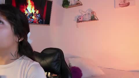   online show from June 25, 10:42 am