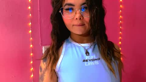  Alaiia  online show from March 27, 11:33 am