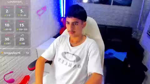 alan_del_reyx2 online show from January 19, 10:49 pm