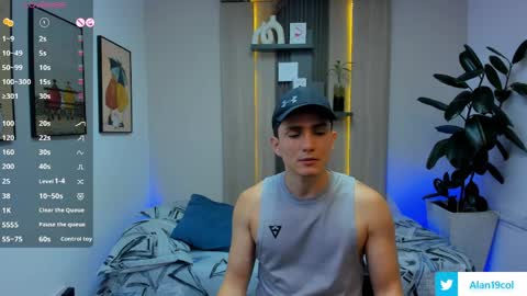 Alan  Kevin can we reach 100 thumbs up please guys  online show from April 6, 7:04 pm