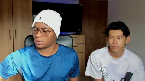 Alan and Criss - WE JUST FRIENDS WITH BENEFITS BOTH VERS online show from May 16, 12:37 pm