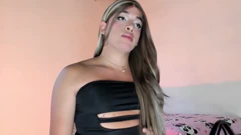 ---Alana--- online show from March 15, 1:25 pm