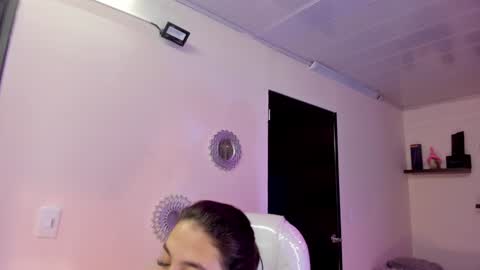 Maeve  online show from February 4, 2:10 pm