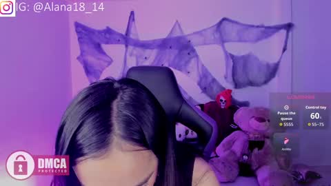 alana_pherson online show from October 25, 8:57 am