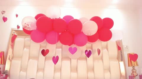       online show from February 18, 10:47 pm