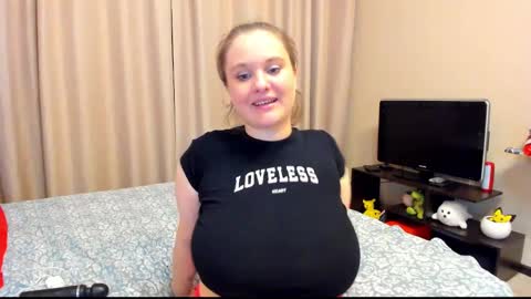 Julia online show from December 3, 3:48 am