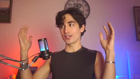 idenavarre online show from January 15, 10:46 pm