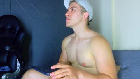 Alan Ferrer online show from March 10, 10:19 am