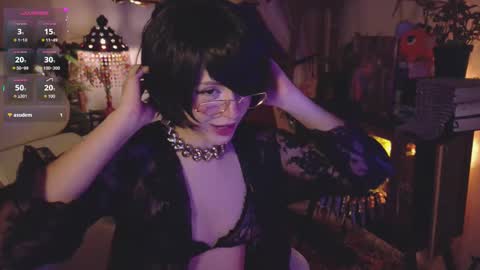 Snapshot of alaskagrace chatting on September 10, 4:35 am Alaska Grace online show from September 10, 4:35 am