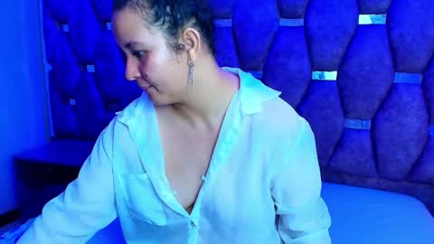 AlaSmith  online show from May 25, 3:56 am