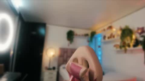 albaandthayron online show from February 19, 12:00 pm