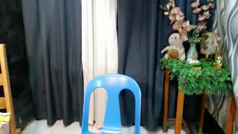 Albert online show from February 3, 6:45 pm