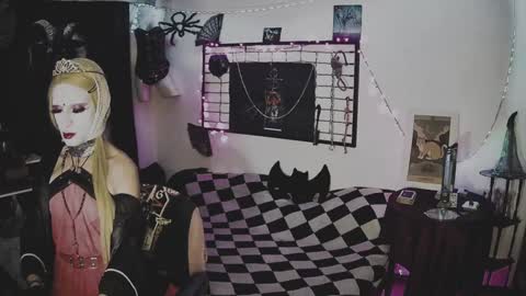 Mistic witch online show from February 6, 2:55 am