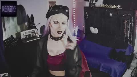 Mistic witch online show from March 12, 2:04 am