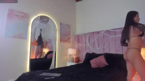 Alejandra Arango online show from October 27, 7:36 pm