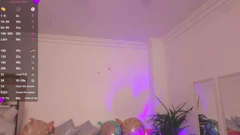 Alejandra online show from June 24, 11:39 am