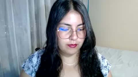Alejandra online show from June 6, 9:37 am