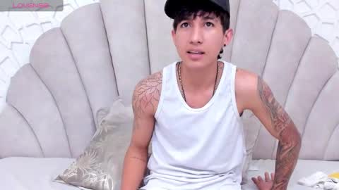 Alejo online show from March 1, 5:49 pm