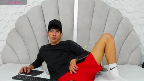 Alejo online show from February 26, 12:27 pm