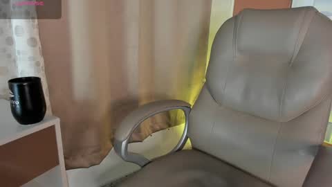 Alejo  online show from April 1, 5:08 am