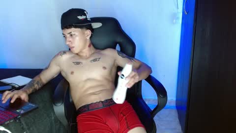 alejo online show from April 11, 7:45 am