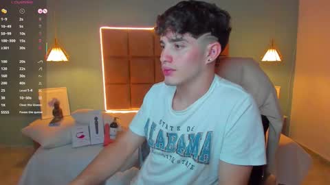 ALejoo Saenz online show from October 13, 4:47 am