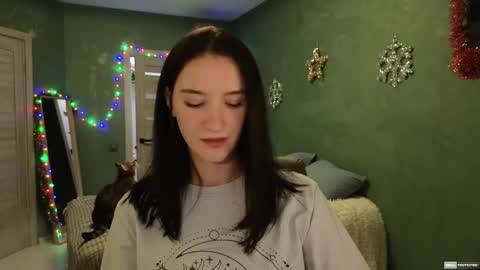 Alena online show from December 7, 8:00 pm