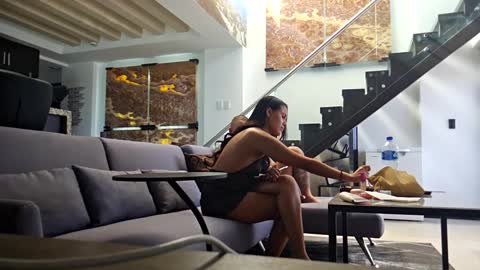 alenart online show from December 29, 7:32 pm