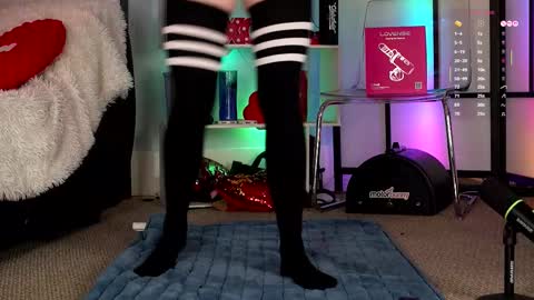 Alesh online show from November 25, 4:28 pm