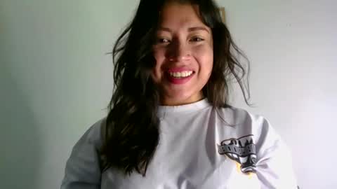 QUEEN OFF MILk  IM BACK  15 NOV online show from April 1, 5:21 pm