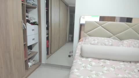 Alessa Moreno online show from December 27, 10:59 pm