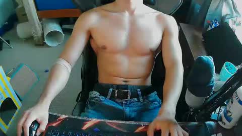 Snapshot of alessandro_fantasia chatting on October 30, 12:00 am alessandro_fantasia online show from October 30, 12:00 am