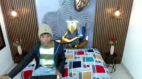 alessandroblack_ online show from July 25, 7:56 pm