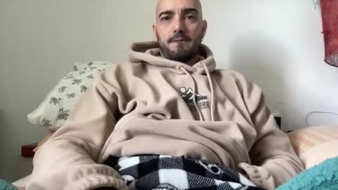 alessandromori91 online show from February 24, 8:28 am