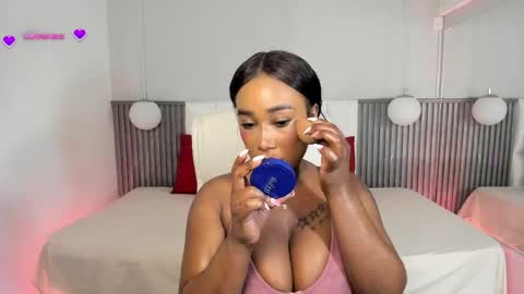 Yy  online show from April 10, 6:45 pm