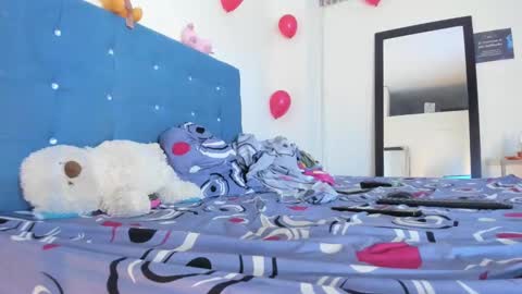 alessia_hot1 online show from February 22, 1:44 am