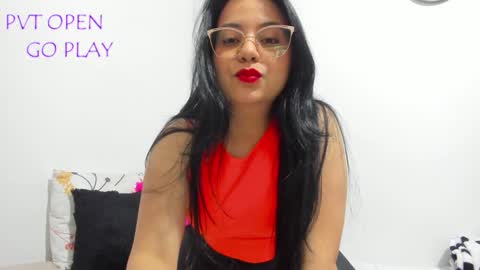 Alejandra online show from January 25, 7:39 pm
