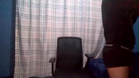 alex000w42394 online show from January 2, 6:07 am