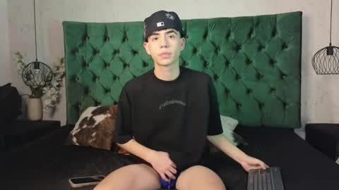 alex online show from September 25, 1:07 pm
