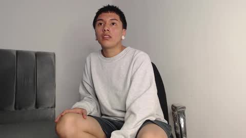 Owen online show from December 17, 1:23 am