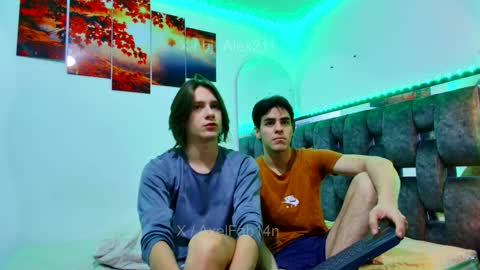 sneider online show from March 13, 6:16 am