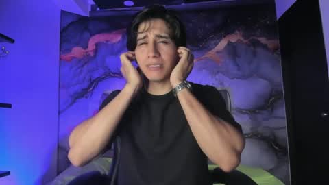 alex online show from June 23, 12:22 pm