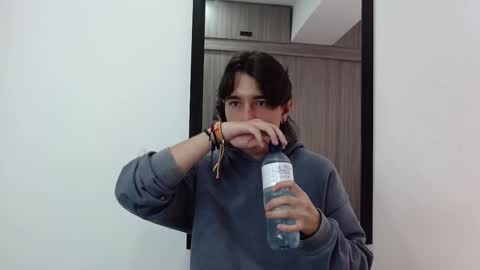 alex_connorr online show from February 19, 3:49 pm