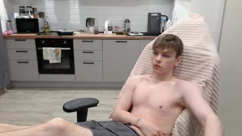 Alex online show from November 8, 9:40 pm