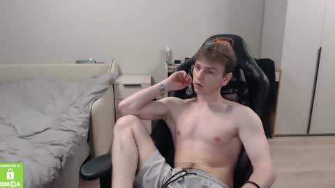 Alex online show from July 17, 9:39 pm
