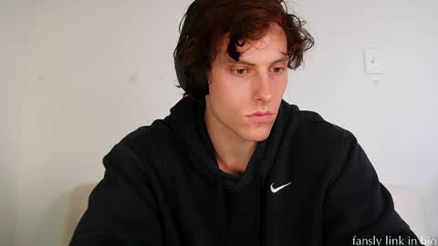 Alex Stone online show from April 1, 10:28 pm