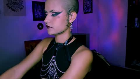 Alex online show from May 9, 1:22 am