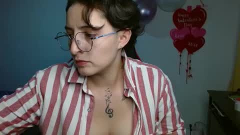 Snapshot of alex_parker07 chatting on February 14, 11:31 pm Alex Parker online show from February 14, 11:31 pm