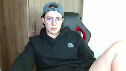 Snapshot of alex_parker07 chatting on January 30, 8:10 pm Alex Parker online show from January 30, 8:10 pm